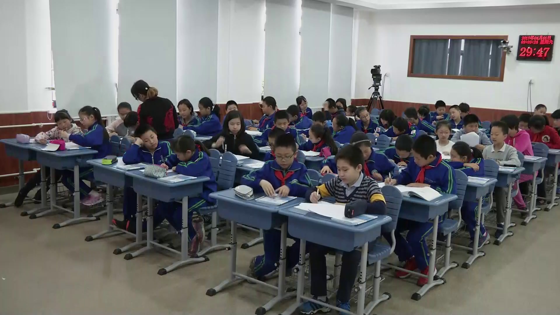 1.北师大数学六下《变化的量》全国一等奖