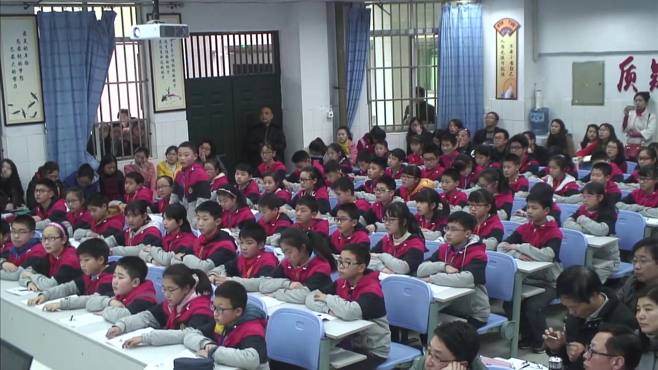 5.初中生物人教2011版八上《第一节　动物的运动》全国一等奖