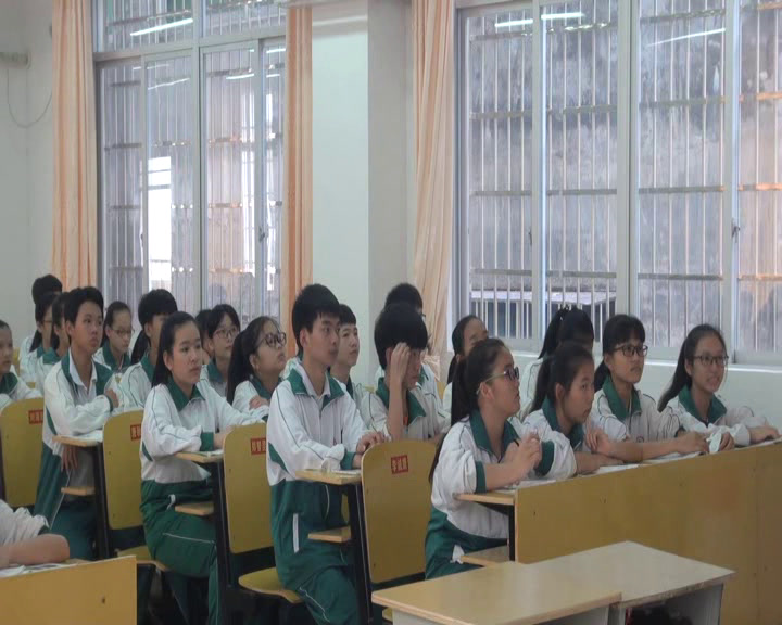 2.初中生物人教2011版八上《病毒》海南省省一等奖