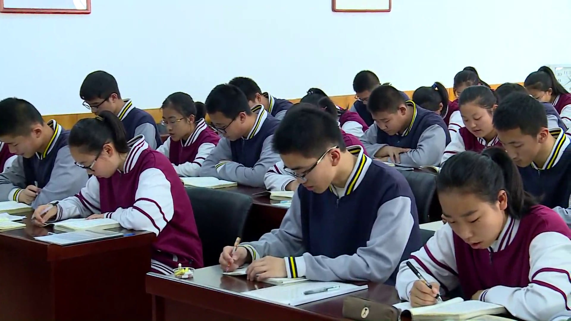 3.人教版语文九下《谈谈戏剧文学》辽宁省市级优课