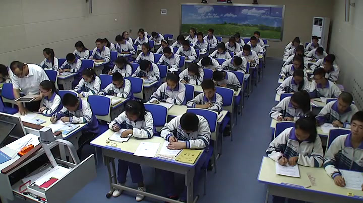 1.人教2011版初中数学八下《由性质定理的逆定…》全国一等奖
