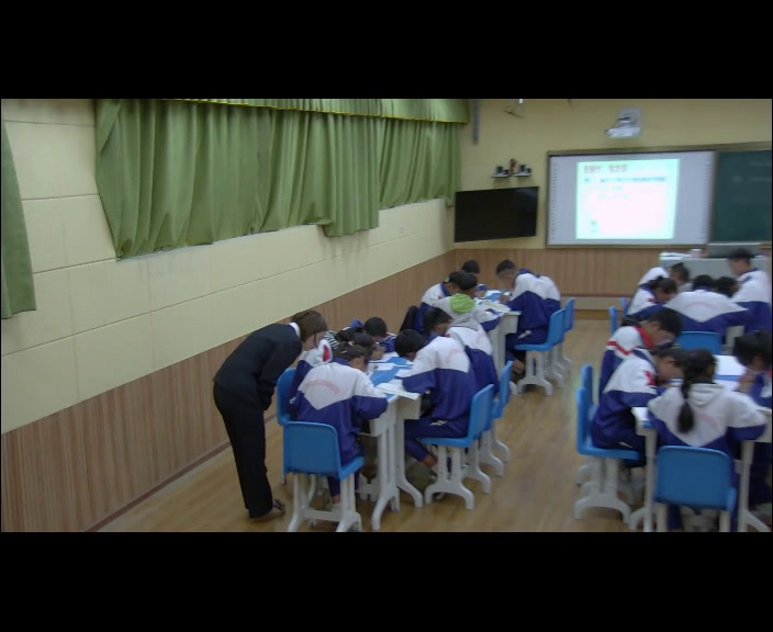 4.人教2011版初中数学八下《正比例函数图象及性质》全国一等奖