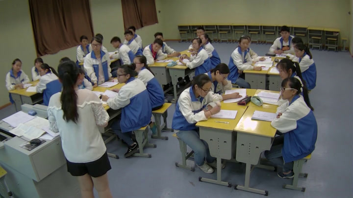 4.人教2011版初中数学九下《27.2.2相似三角形的性质》全国一等奖