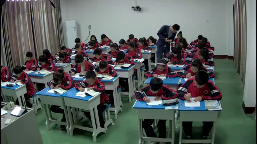 4.人教2011版初中数学七下《无理数、实数概念》湖北省省一等奖