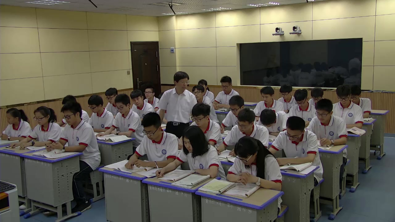 1.人教版高中语文必修4《定风波（莫听穿林…》江西省省一等奖
