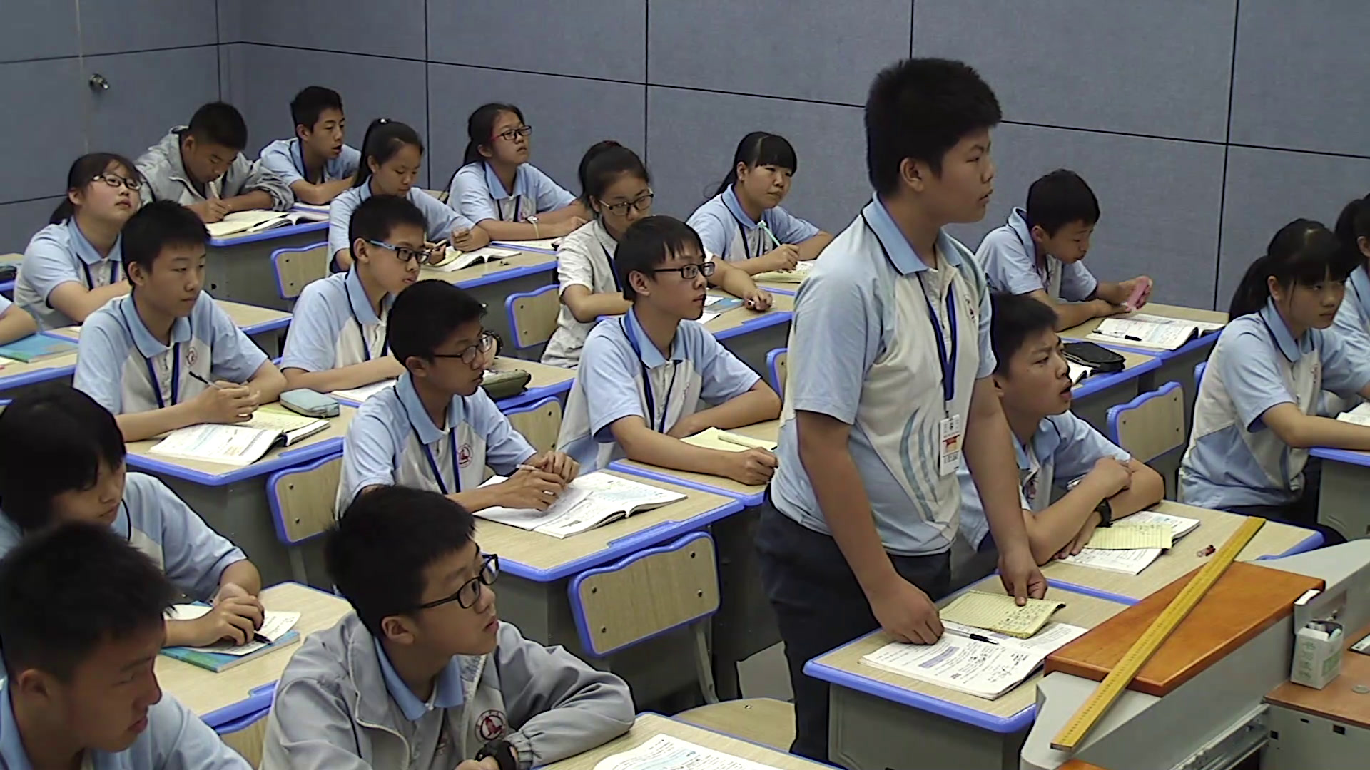 2.人教2011版初中数学八下《应用函数图象解决…》江西省省一等奖