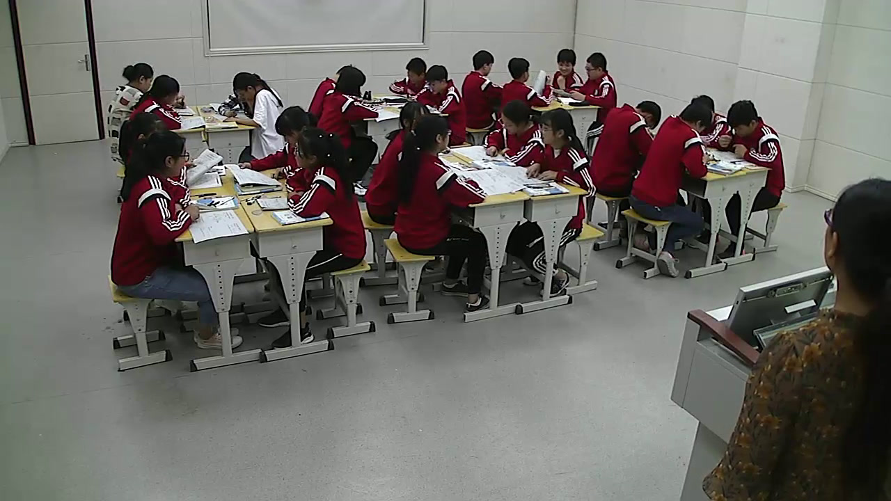 5.初中数学北师大2011版七下《4用尺规作三角形》河南省省一等奖