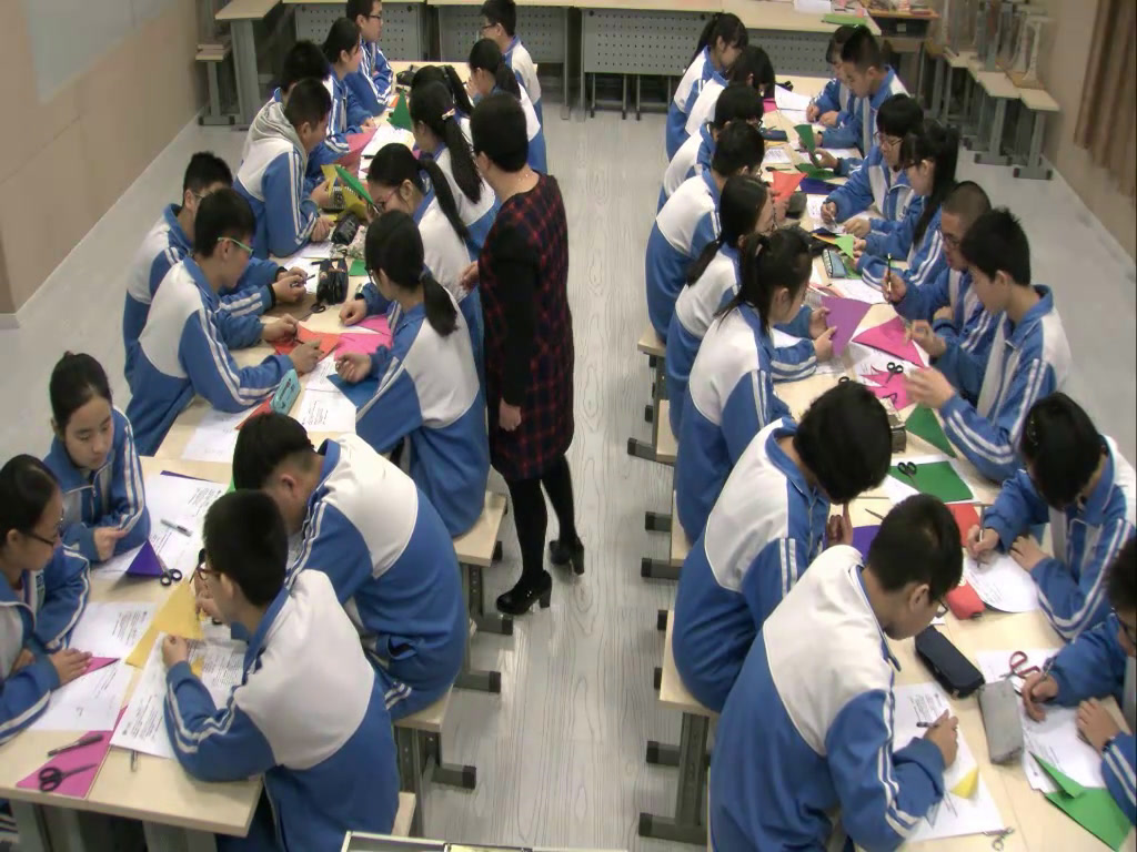 2.初中数学北师大2011版八下《三角形全等和等腰…》全国一等奖