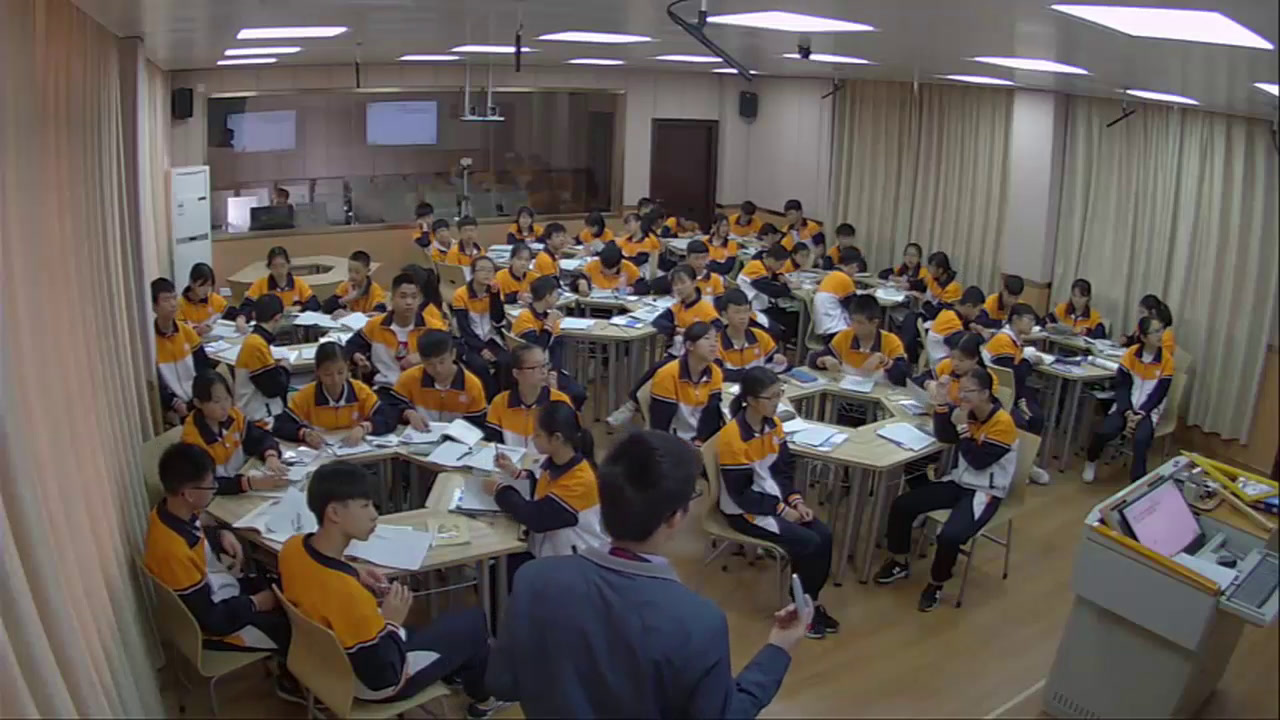 1.初中数学北师大2011版八下《图形的旋转作图》全国一等奖