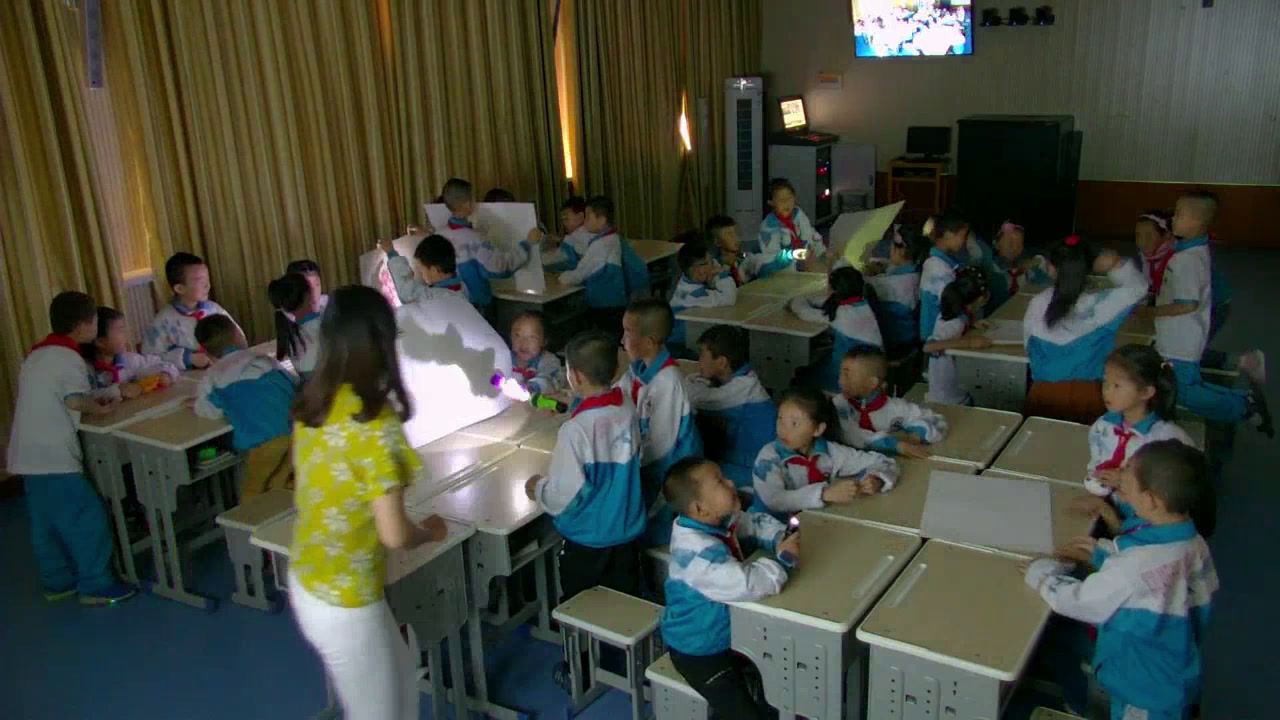 6.小学综合实践活动1-2年级《1.神奇的影子》甘肃省省一等奖