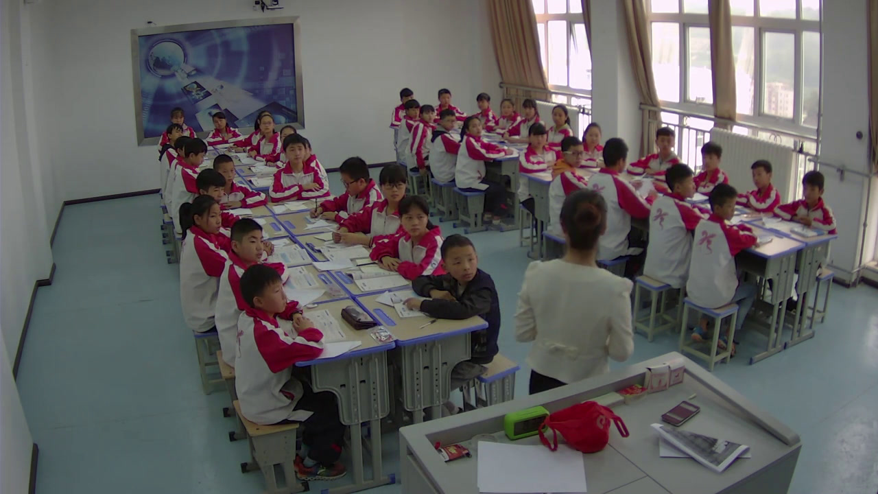 6.初中数学北师大2011版七下《等腰三角形的轴对称性》贵州省省一等奖