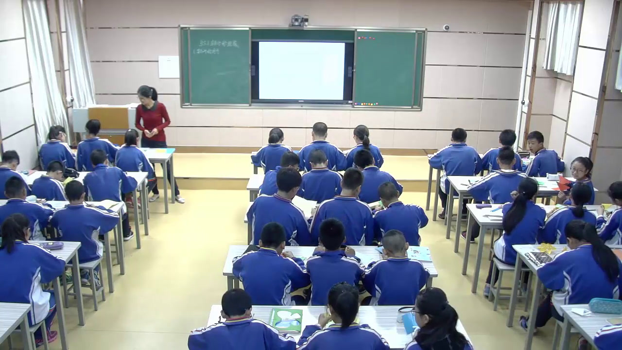 2.初中数学北师大2011版七下《1轴对称现象》甘肃省省一等奖