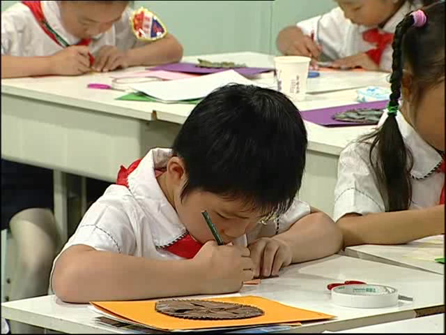 6.小学综合实践活动1-2年级《1.我有一双小巧手�…》江苏省市一等奖