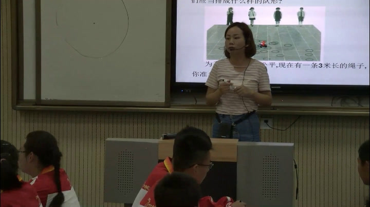 4.初中数学北师大2011版九下《1圆》陕西省县一等奖