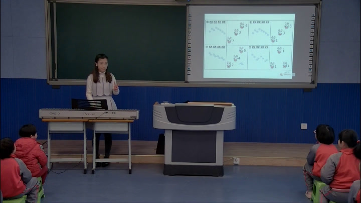 1.人音版音乐（吴斌主编）二下《加伏特舞曲》全国一等奖