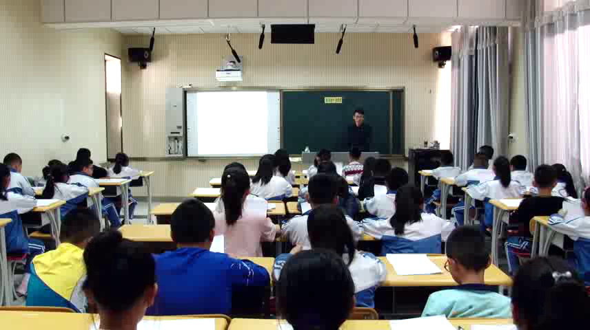 2.人音版音乐（吴斌主编）三下《我们走进十月的阳光》黑龙江县一等奖