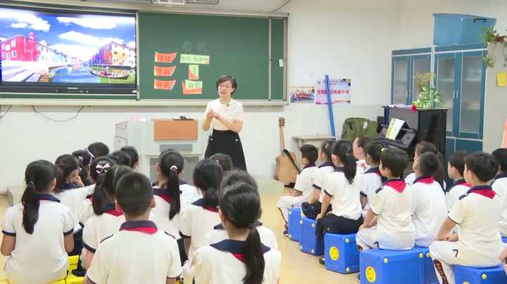 1.人音版音乐（吴斌主编）三下《船歌》全国一等奖