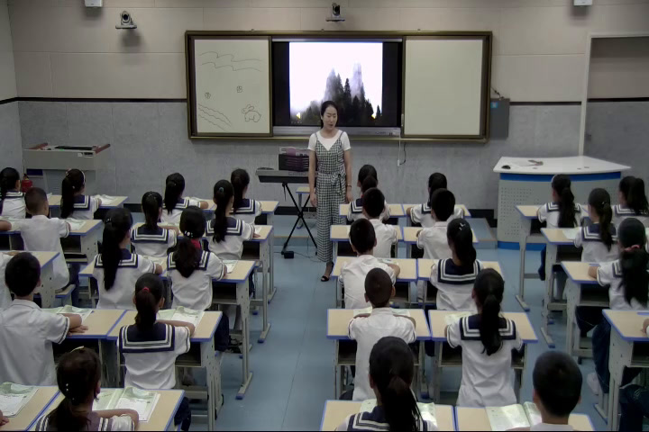 2.人音版音乐（吴斌主编）四下《演唱山谷静悄悄》全国一等奖