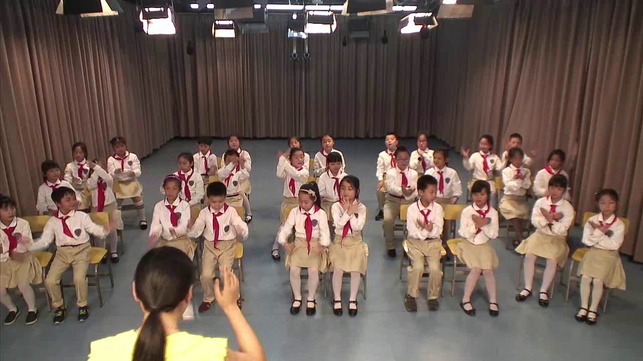 1.人音版音乐（吴斌主编）三下《春》江西省省一等奖