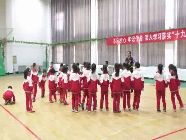 2.人教2011版体育与健康一至二年级《6.捕鱼》山西省省一等奖