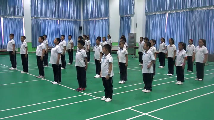 人教2011版体育与健康一至二年级《3.武术健身操《旭日东升》第六、七节》辽宁省市一等奖
