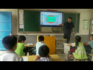 人教2011版体育与健康三至四年级《6..发展小篮球活动能力的练习与游戏》安徽省市一等奖