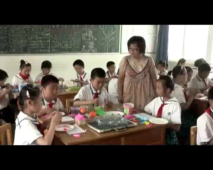 人美2011版美术一上《第15课神气的小厨师》安徽老师-市一等奖
