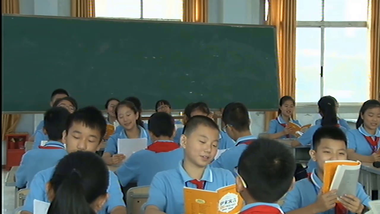 人教版初中语文七上《《朝花夕拾》消除与经典的隔膜》重庆余老师-省一等奖