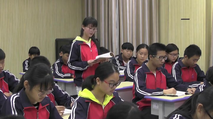 人教版初中语文八上《8美丽的颜色》湖北罗老师-省一等奖