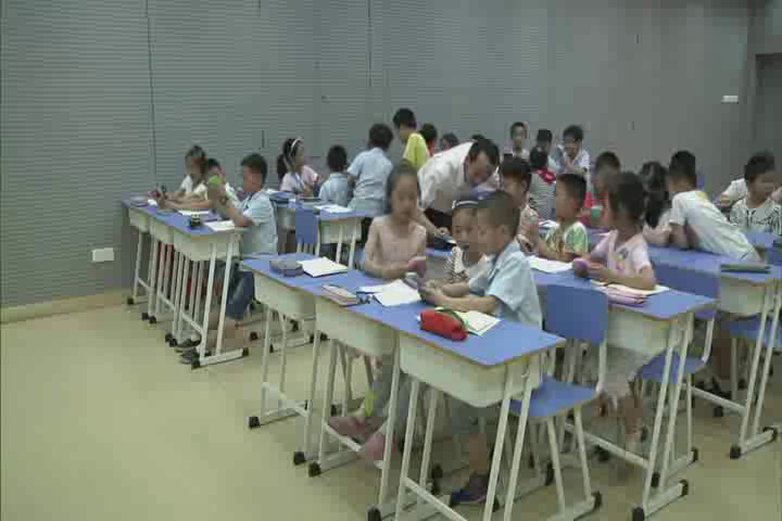 人教版数学四上《用计算器计算》安徽程老师-市一等奖
