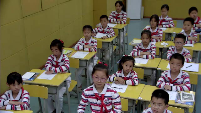 人教版数学四上《因数中间或末尾有0的乘法》江西老师-省一等奖