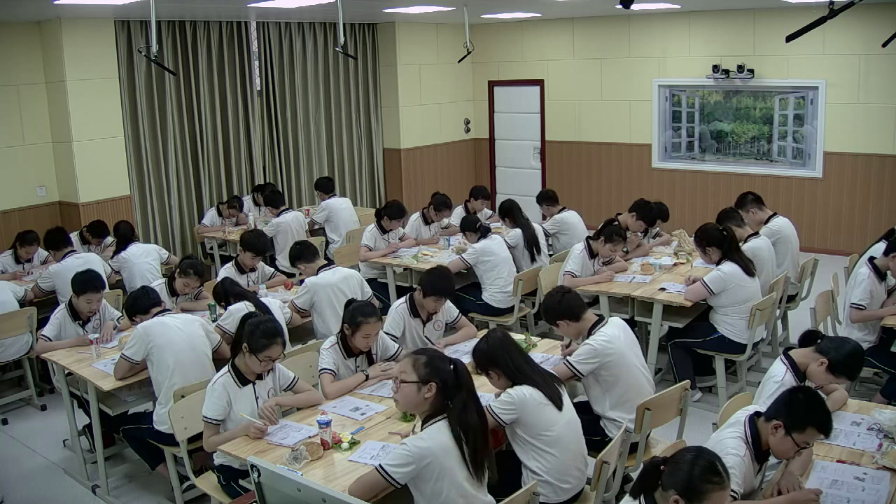 人教版英语八上Unit 8《Section B 1a—1e》四川老师-省一等奖