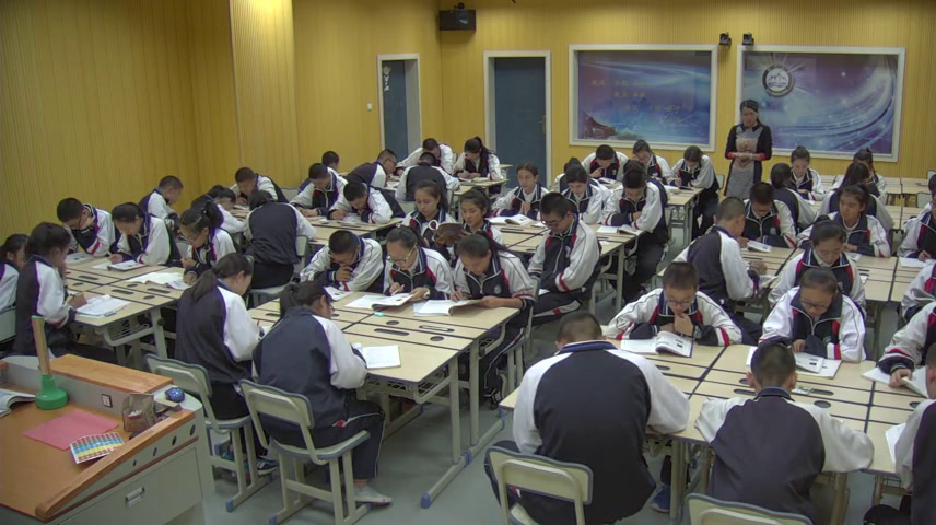 人教版英语九年级Unit 5《Section B 2a—2e》新疆强老师-省一等奖