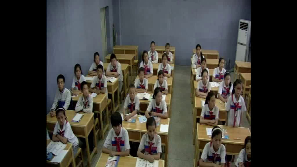 人教版数学五上《等式的性质》建设兵团高老师-省一等奖