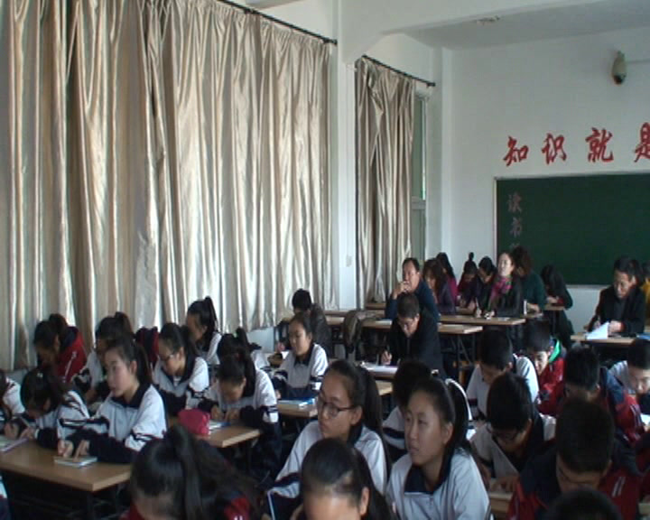 北师大版数学八上《3应用二元一次方，》内蒙老师-市一等奖