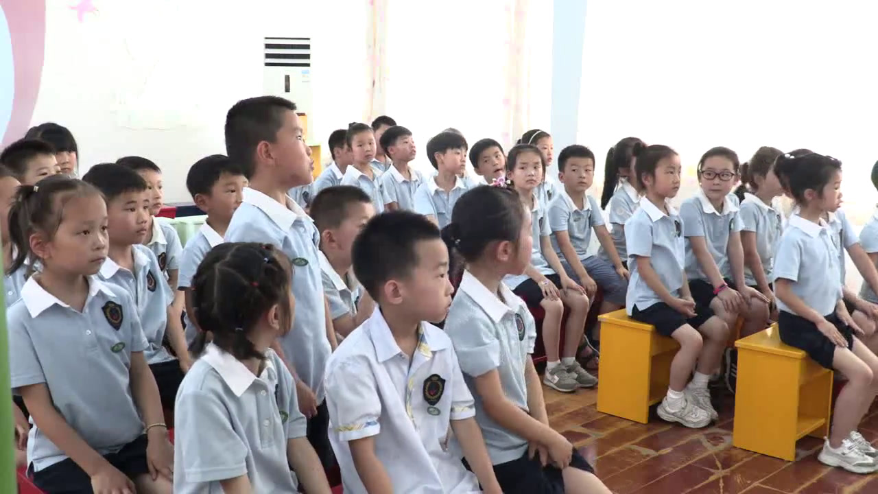 人音版音乐一上《演唱拉勾勾》浙江汪老师-县级优课