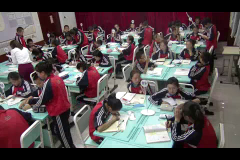 人教版数学七上《角的运算》新疆叶老师-省一等奖
