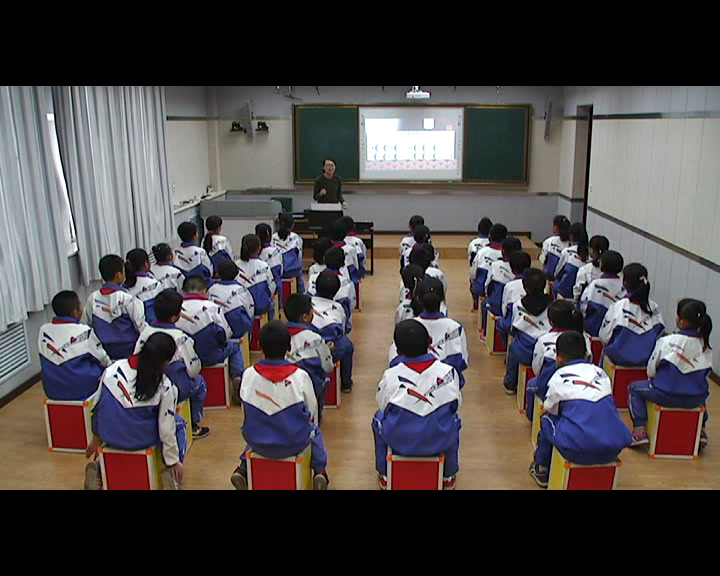 人音版音乐四上《演唱月亮月光光》甘肃代老师-省一等奖
