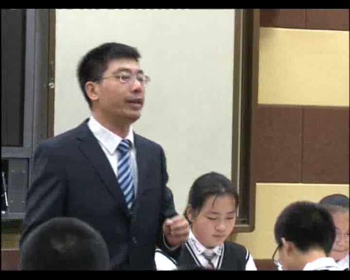 人教版数学九上《阅读与思考黄金分割数》江西余老师-全国一等奖
