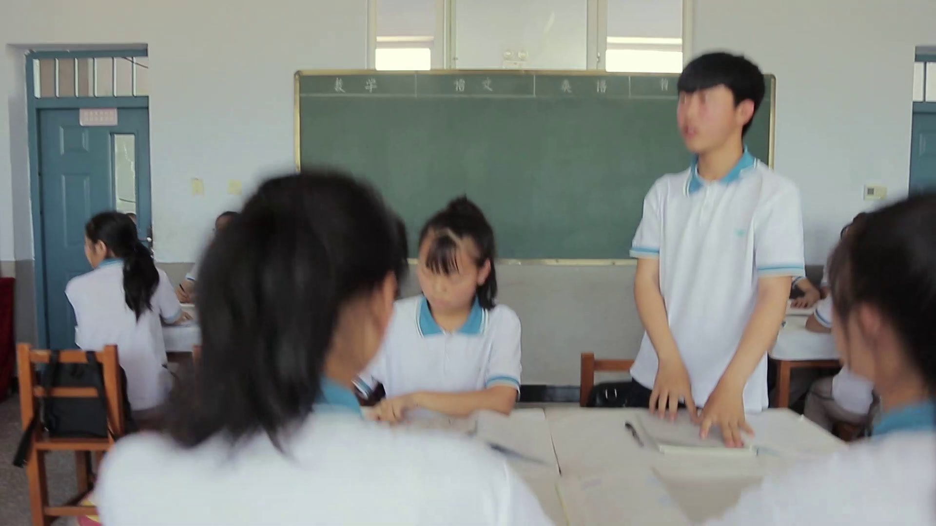 人教版数学九上《“抛球问题”和探究1“最大面积”》吉林王老师-全国一等奖