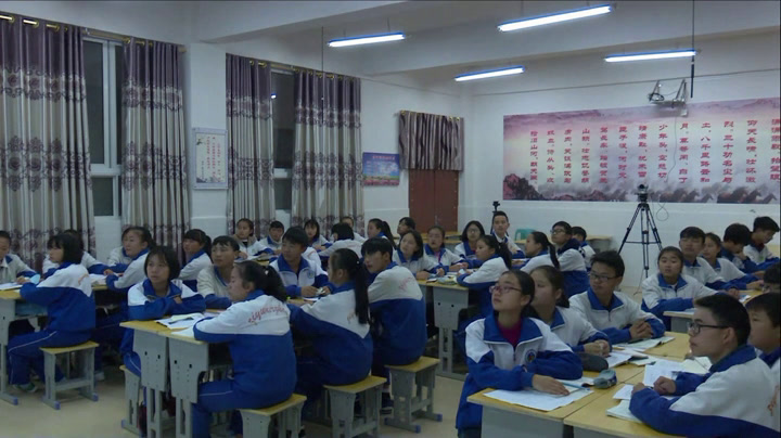 人教版数学九上《24.1.2垂直于弦的直径》贵州廖老师-省一等奖