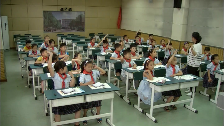 北师大版数学二上《快乐的动物》安徽方老师-市一等奖