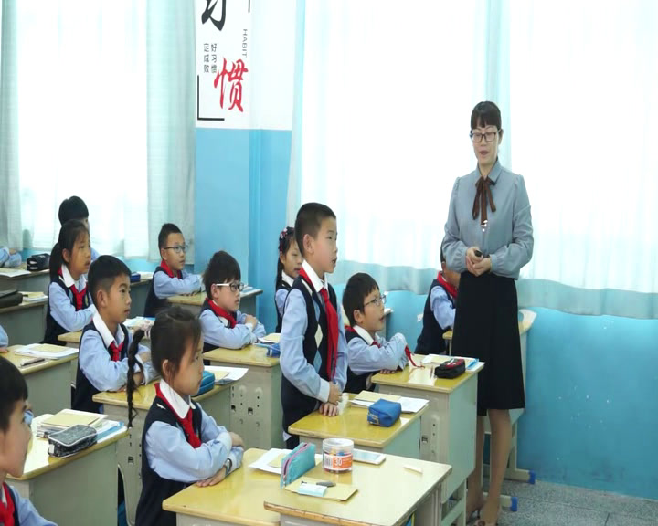 北师大版数学三上《练习四》浙江吴老师-全国一等奖