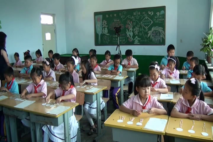 北师大版数学二上《分物游戏》辽宁郭老师-市一等奖