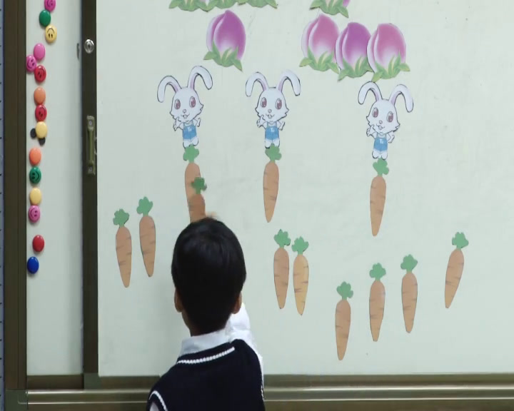 北师大版数学二上《分物游戏》辽宁王老师-市一等奖