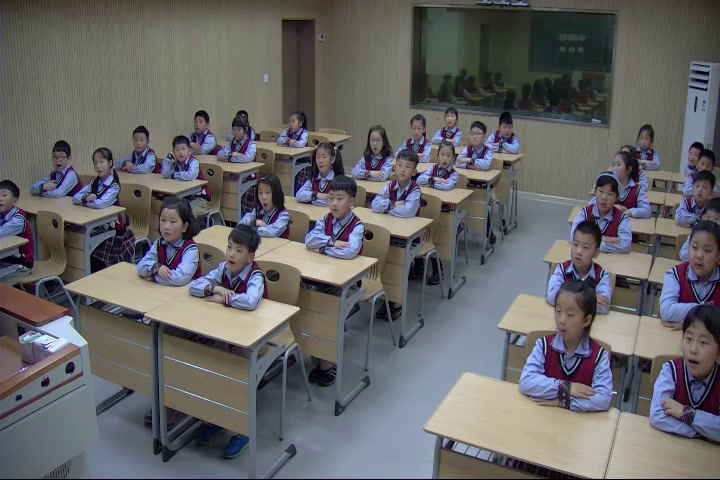 人教版道德与法治二上《8.装扮我们的教室》辽宁王老师-市一等奖