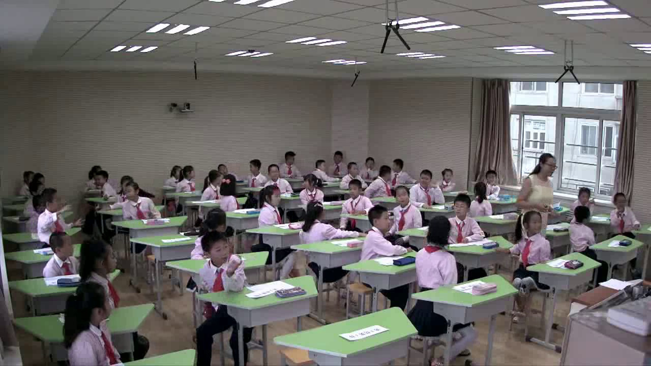 北师大版数学四上《五方向与位置（通用）》辽宁杨老师-全国一等奖