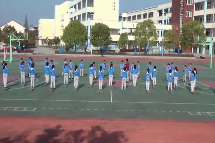 人教2011版体育与健康三至四年级《3.发展前滚翻能力，》浙江胡老师-省一等奖