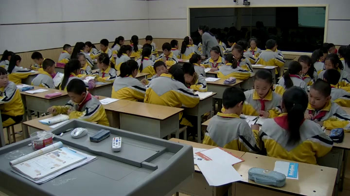 北师大版数学六上《合格率》山西李老师-省一等奖