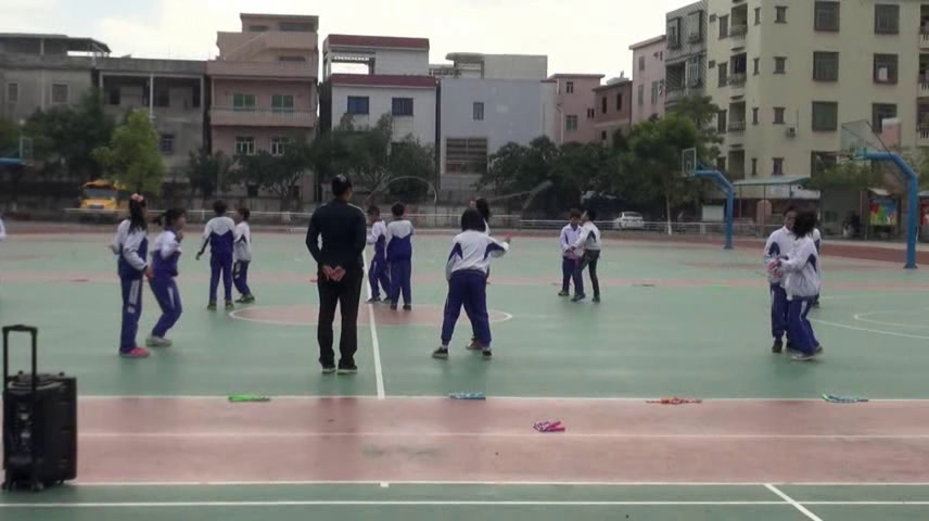 人教2011版体育与健康五至六年级《3.跳绳》广东谢老师-省一等奖